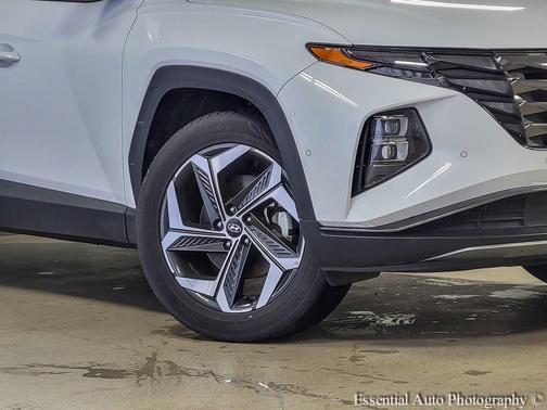White Pearl 2024 Hyundai TUCSON Limited