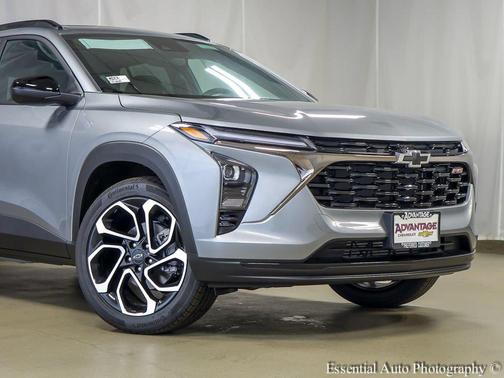 Sterling Gray Metallic 2026 Chevrolet Trax FWD 2RS