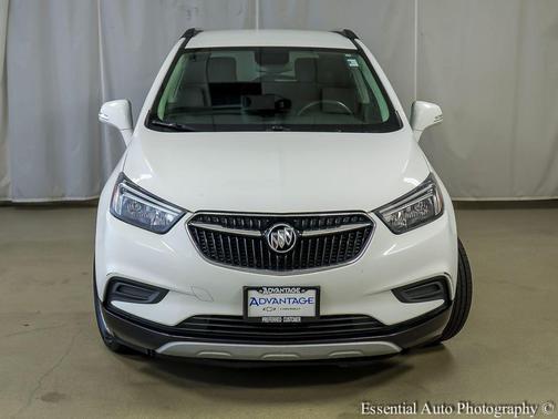Summit White 2017 Buick Encore Preferred
