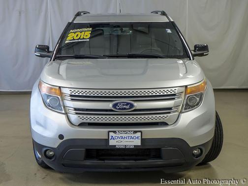 Ingot Silver Metallic 2015 Ford Explorer XLT