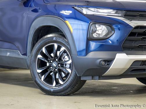 Blue Glow Metallic 2022 Chevrolet Trailblazer LT