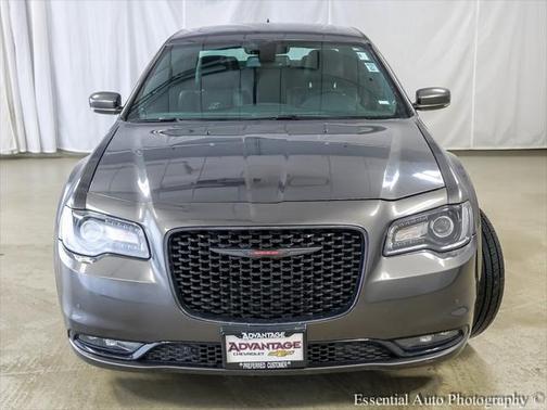 2022 Chrysler 300 S