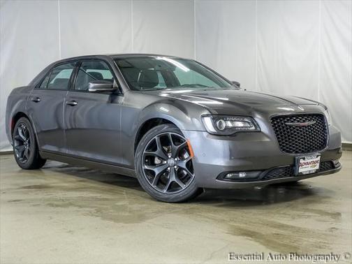 2022 Chrysler 300 S