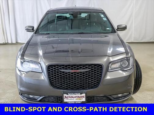 2022 Chrysler 300 S