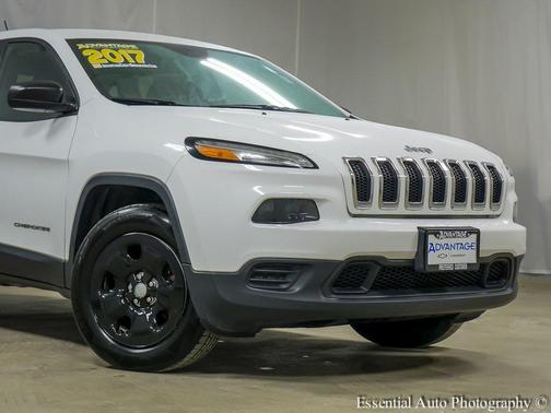 2017 Jeep Cherokee Sport