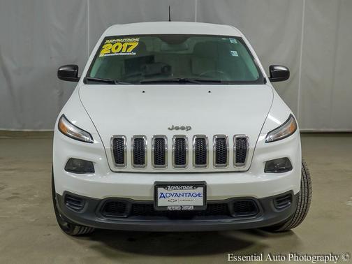 2017 Jeep Cherokee Sport