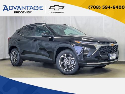 Mosaic Black Metallic 2026 Chevrolet Trax LT