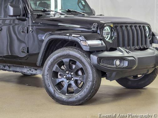 Black Clearcoat 2018 Jeep Wrangler Unlimited Sahara