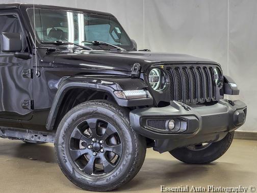 Black Clearcoat 2018 Jeep Wrangler Unlimited Sahara