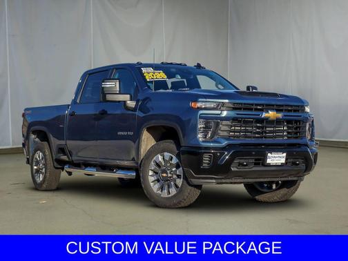 Lakeshore Blue Metallic 2026 Chevrolet Silverado 2500 Custom