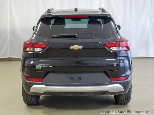 Mosaic Black Metallic 2025 Chevrolet Trailblazer LT