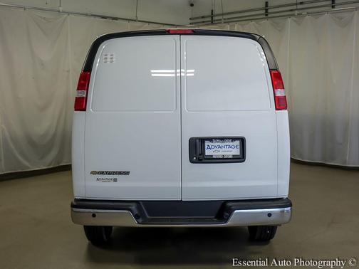 Summit White 2026 Chevrolet Express 2500 Work Van