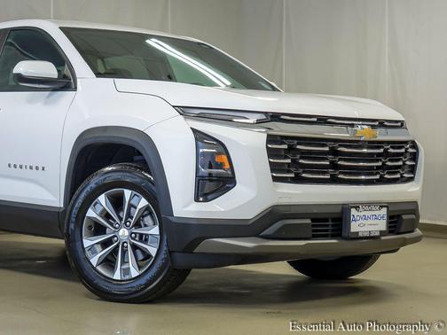 Summit White 2026 Chevrolet Equinox 1LT