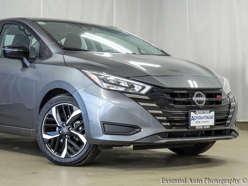 Gun Metallic 2024 Nissan Versa 1.6 S