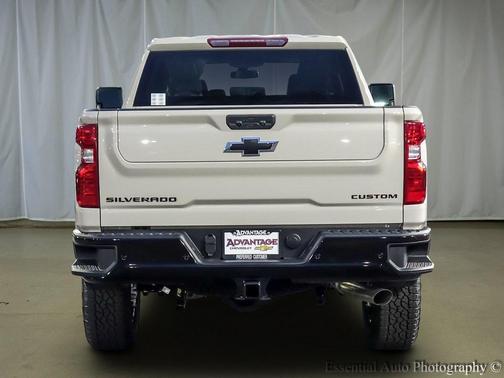 2026 Chevrolet Silverado 2500 Custom