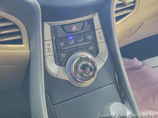 Desert Bronze 2013 Hyundai ELANTRA GLS