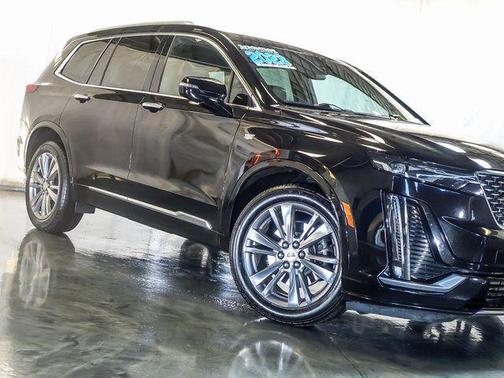 Stellar Black Metallic 2023 Cadillac XT6 Premium Luxury AWD