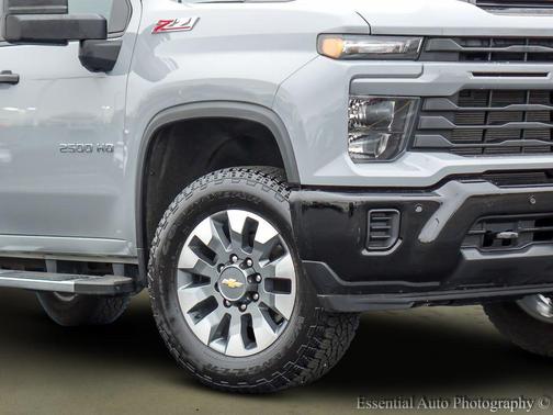 Slate Gray Metallic 2025 Chevrolet Silverado 2500 Custom