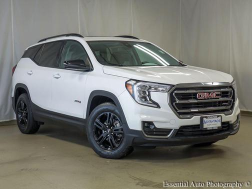 Summit White 2023 GMC Terrain AWD AT4