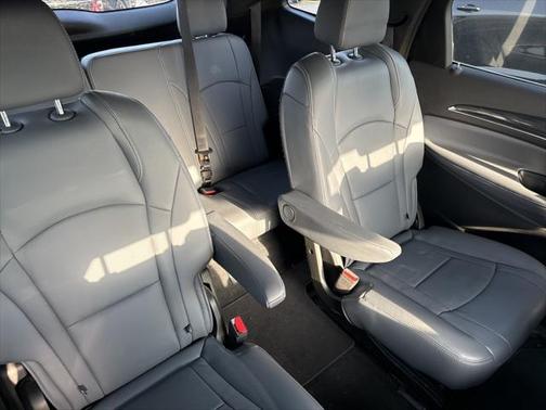 2023 Buick Enclave Essence FWD