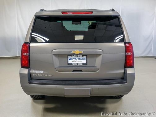 2017 Chevrolet Suburban LT