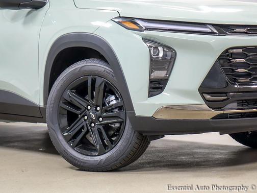 Cacti Green 2026 Chevrolet Trax FWD ACTIV