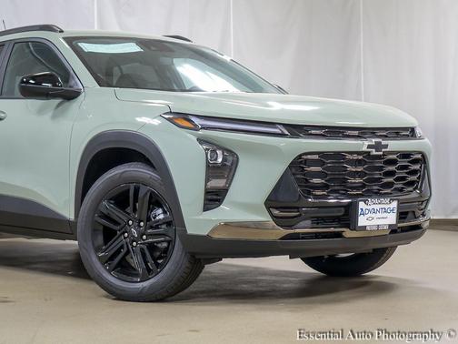 Cacti Green 2026 Chevrolet Trax FWD ACTIV