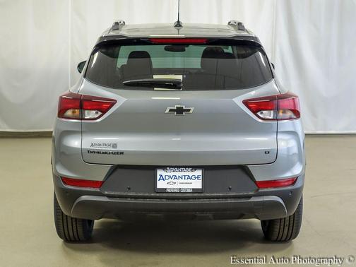 Sterling Gray Metallic 2026 Chevrolet Trailblazer LT