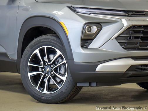 Sterling Gray Metallic 2026 Chevrolet Trailblazer LT