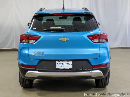 Marina Blue Metallic 2026 Chevrolet Trailblazer LT