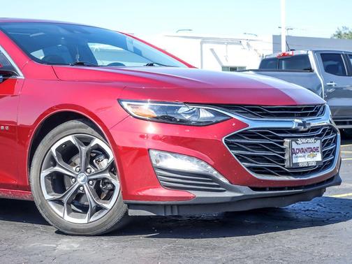 Radiant Red Tintcoat 2023 Chevrolet Malibu FWD 1LT