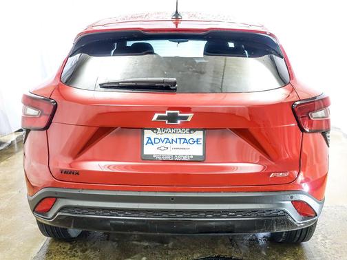 Apex Red 2026 Chevrolet Trax FWD 1RS