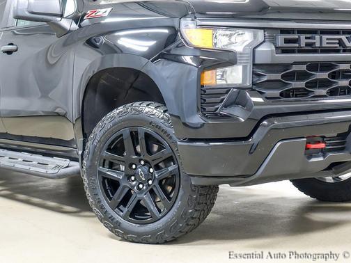 Black 2022 Chevrolet Silverado 1500 Custom Trail Boss