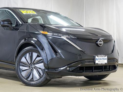 Black Diamond Pearl 2023 Nissan ARIYA EVOLVE+