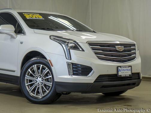 Crystal White Tricoat 2019 Cadillac XT5 Luxury