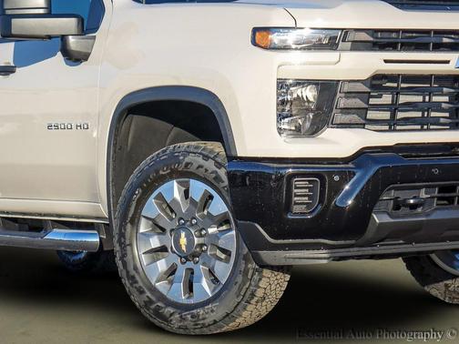 2026 Chevrolet Silverado 2500 Custom