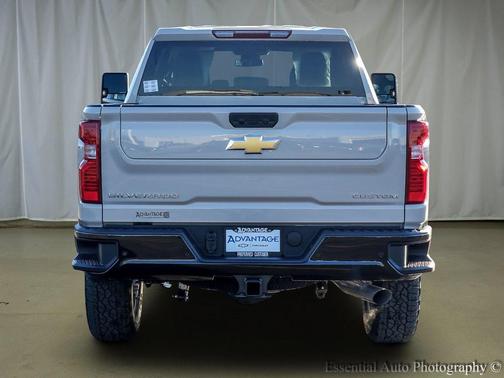 2026 Chevrolet Silverado 2500 Custom