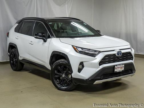 2023 Toyota RAV4 Hybrid SE
