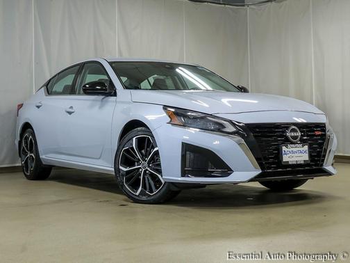 Gray Sky Pearl 2023 Nissan Altima SR Intelligent AWD