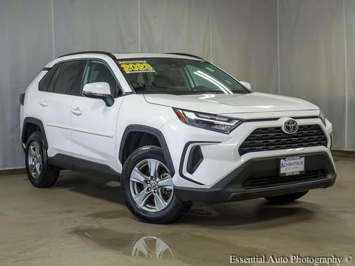 Ice Cap 2023 Toyota RAV4 XLE