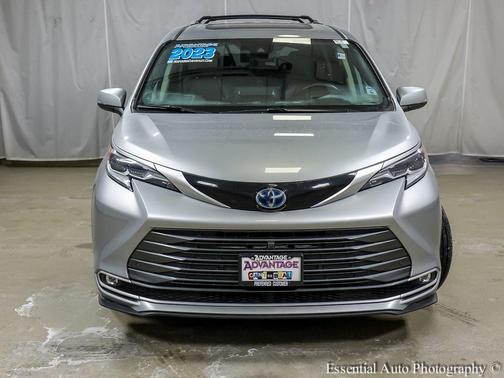 2023 Toyota Sienna Platinum 7 Passenger