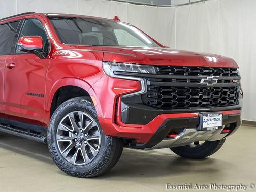 Radiant Red Tintcoat 2023 Chevrolet Suburban 4WD Z71