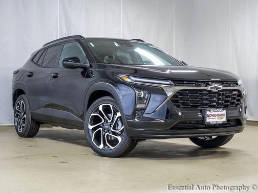 Mosaic Black Metallic 2026 Chevrolet Trax FWD 2RS