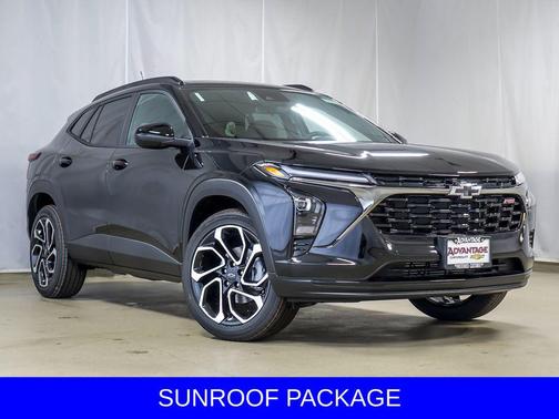 Mosaic Black Metallic 2026 Chevrolet Trax FWD 2RS