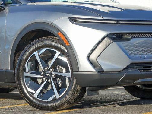 Sterling Gray Metallic 2026 Chevrolet Equinox EV LT