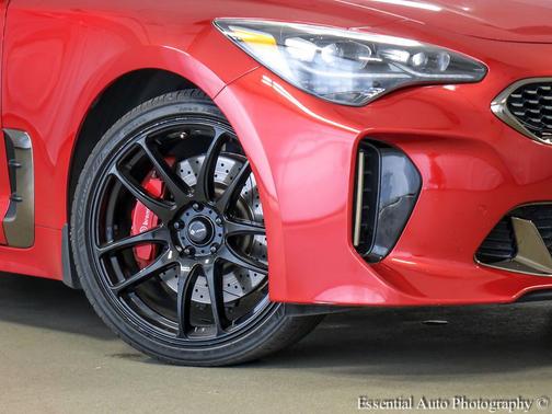 HiChroma Red 2018 Kia Stinger GT2