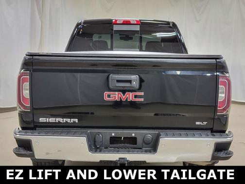 Onyx Black 2018 GMC Sierra 1500 SLT