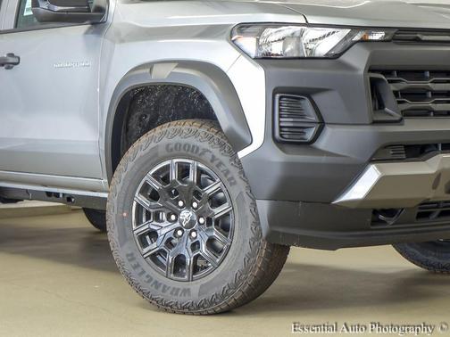Sterling Gray Metallic 2026 Chevrolet Colorado Trail Boss