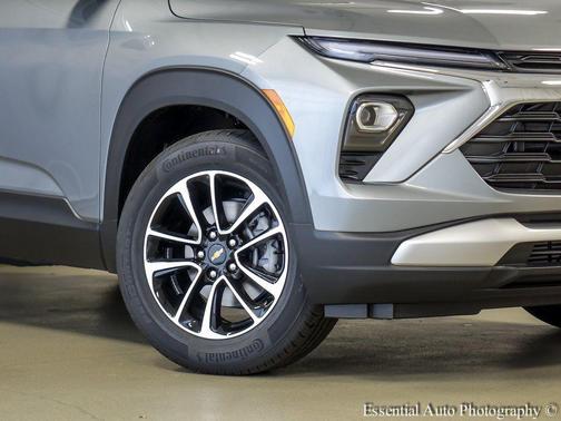 Sterling Gray Metallic 2026 Chevrolet Trailblazer LT