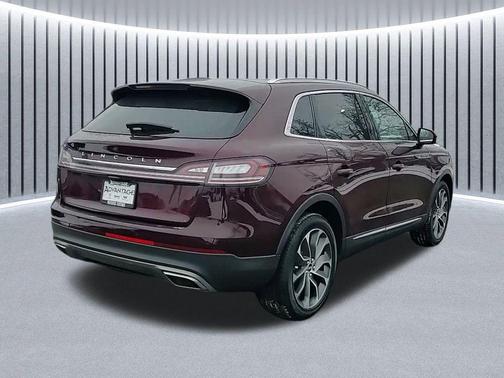 Burgundy Velvet Metallic Tinted Clearcoat 2022 Lincoln Nautilus Reserve